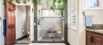 Treetop Castle *Sleeps 16*