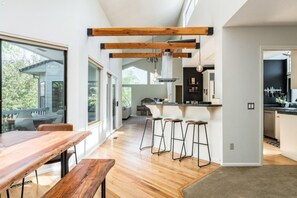 Dining - Treetop Castle _Sleeps 16 (Boise)