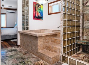 2 chambres, bureau, fer et planche à repasser, Wi-Fi gratuit