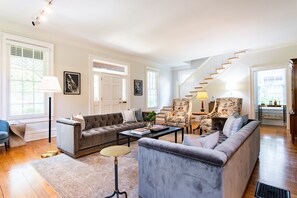 Smart TV, fireplace, video games, DVD player