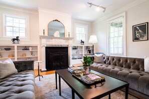 Smart TV, fireplace, video games, DVD player