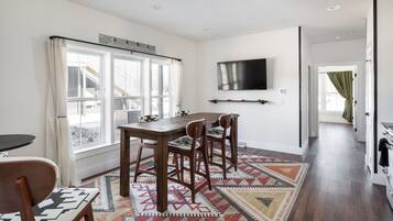 Two Bedroom/Two Bathroom Suite | In-room dining