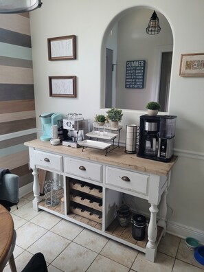 Interior - PCB West End, 5 min beach walk, pets, heated pool/tiki bar! (Sunnyside)