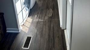 A laundry room with a washing machine, dryer, wooden ladder, and a broom. - Refuge by Southern Oaks. Charming 3 bed 2 bath. Very close to Lake Murray! (Gilbert)