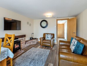 Living area - Turnip House - UK48909 (Allonby)