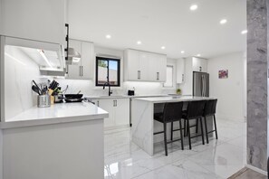 微波爐、焗爐、爐具、洗碗機