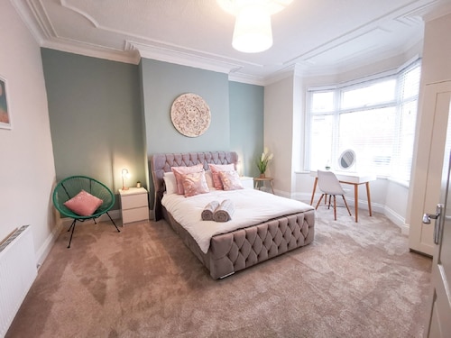 Shoreline Angel Apartments