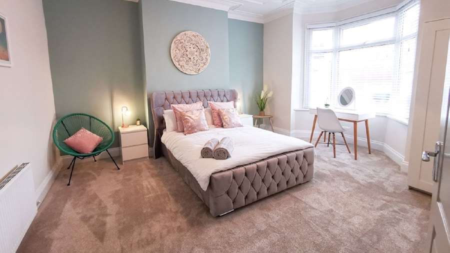 Shoreline Angel Apartments