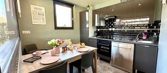 Pretty chalet on a family estate with a pool