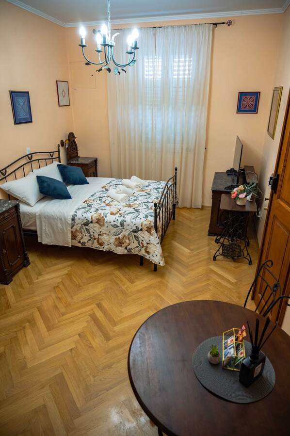 WiFi、ベッドシーツ