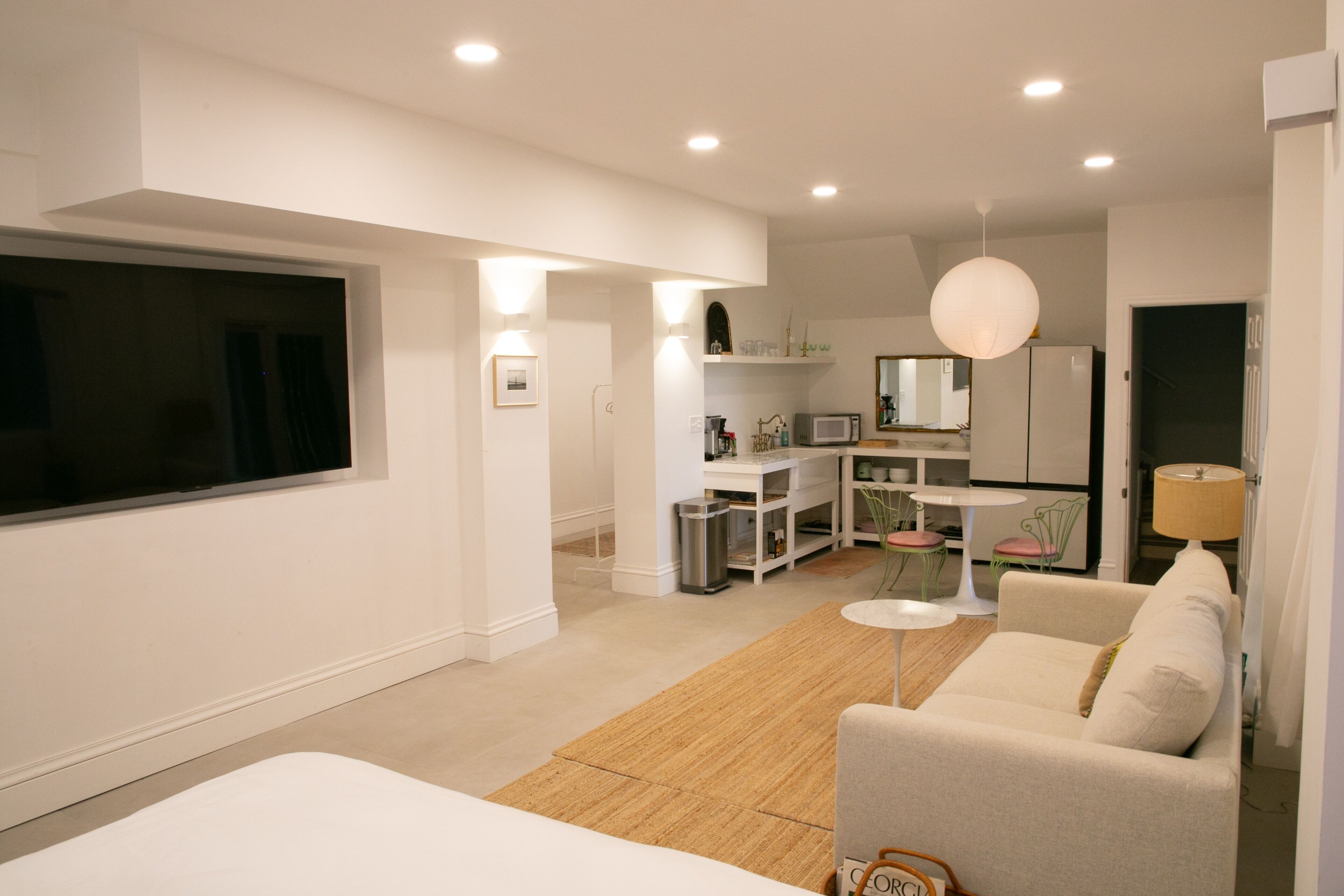 1 habitación, tabla de planchar con plancha, wifi gratis y ropa de cama 