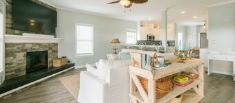 Bosch Huis Sea, Savannah's No.1 Waterfront Sanctuary