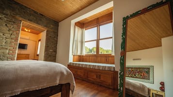 Quarto casal família, vista para a montanha