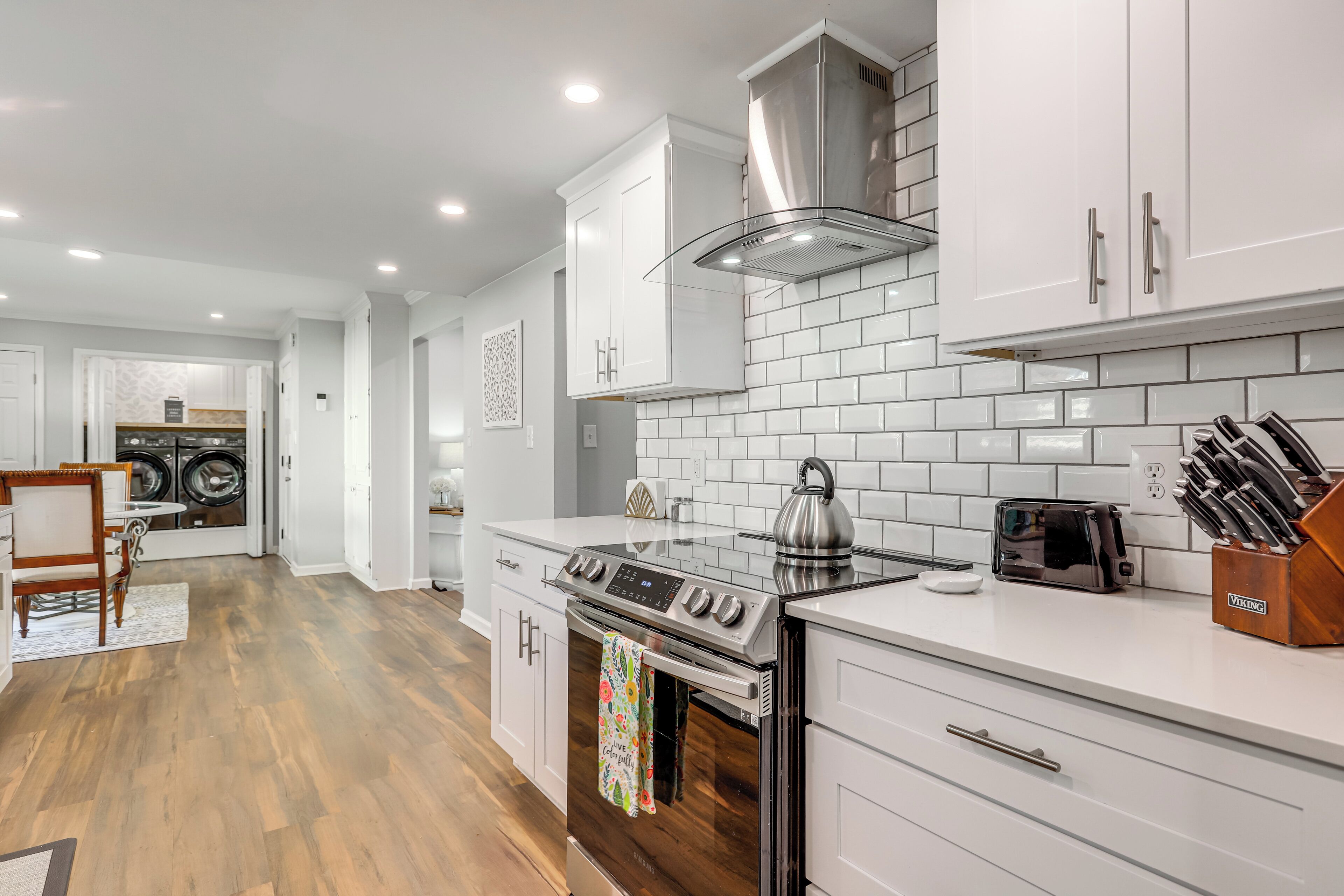 Refrigerador, microondas, parrilla de estufa y lavavajillas 