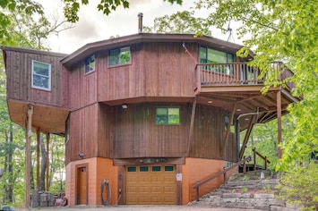 Center Ossipee Vacation Rental | 4BR | 3.5BA | 3,000 Sq Ft | 13 Steps to Enter