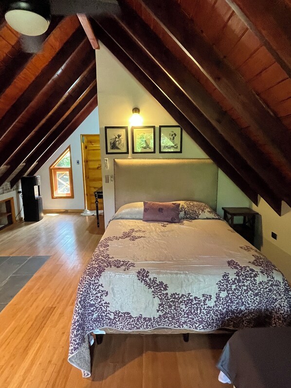 1 bedroom, in-room safe, desk, iron/ironing board