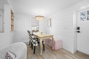 Luokittelematon kuva, 3 kautta 27, painike