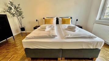 3 Schlafzimmer, Bügeleisen/Bügelbrett, Reisekinderbett, WLAN