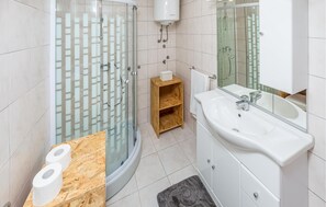 Ducha y secador de pelo