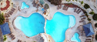 Zion Views- Riding Ranch Lodge + resort access