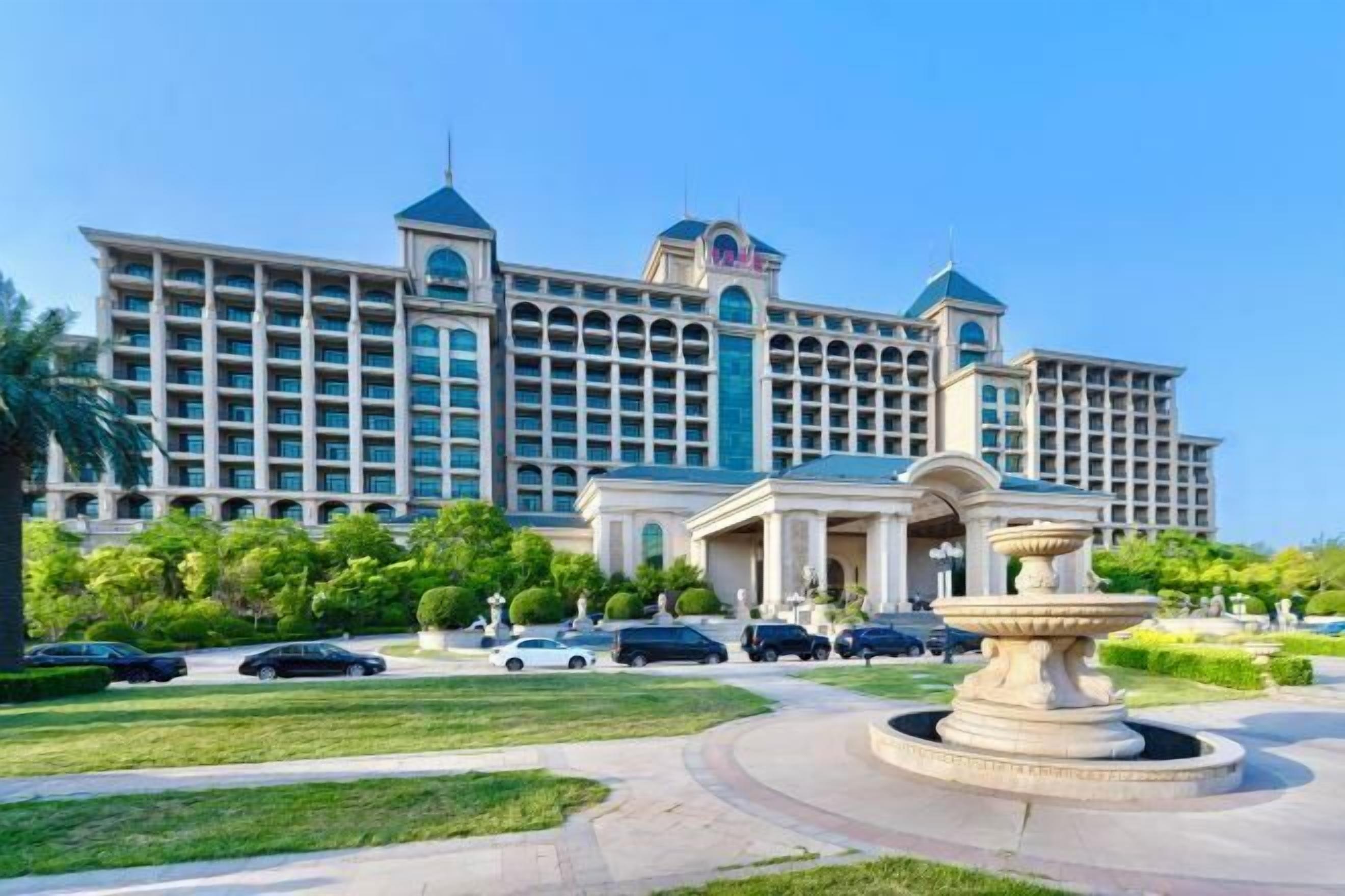 المنشأة من الخارج