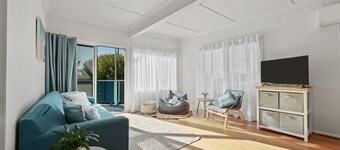 The Blue Bunyip - 3 Bunyip St , Goolwa South