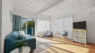 The Blue Bunyip - 3 Bunyip St , Goolwa South