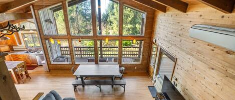 Télévision, espaces bureaux