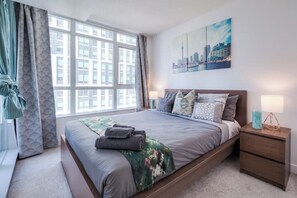 3 bedrooms, iron/ironing board, free WiFi, bed sheets - GLOBALSTAY Modern 3Br Condo w/ Balcony DT Toronto (Toronto/Canada)