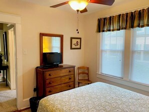 4 bedrooms, individually decorated, individually furnished