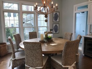 5 habitaciones, decoración personalizada y muebles diferentes