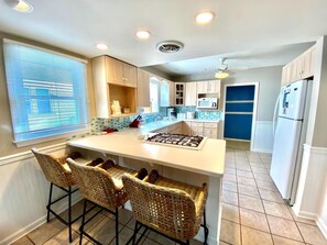 Cottage, Beberapa Tempat Tidur, perapian, pemandangan kebun | Dapur pribadi | Mesin pembuat kopi/teh