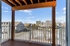 獨棟房屋, 多張床, 庭院, 泳池景觀 | 客房景觀