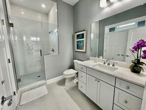 House, Multiple Beds, Pool Access, Pool View | Bathroom - Christian Street 22 (Rehoboth Beach)