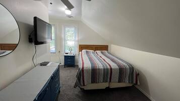 House, Multiple Beds, Fireplace, Garden View | 6 bedrooms, individually decorated, individually furnished