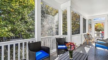 House, Multiple Beds, Kitchen, Garden View | View from room