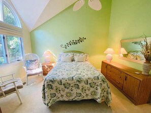 Ferienhaus, Mehrere Betten, Terrasse, Gartenblick