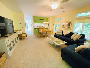 House, Multiple Beds, Patio, Garden View | Living area