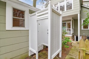 Exterior detail - NEW Castle Street 119 (Rehoboth Beach)