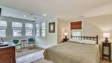 House, Multiple Beds, Patio, Garden View | 10 bedrooms, individually decorated, individually furnished