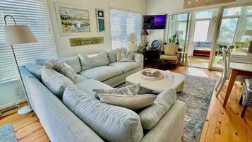 Cottage, nhiều giường, ban công, quang cảnh thành phố | Khu phòng khách