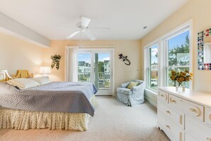 Maison, plusieurs lits, cuisine, vue océan (RODNEY AVENUE 8B)