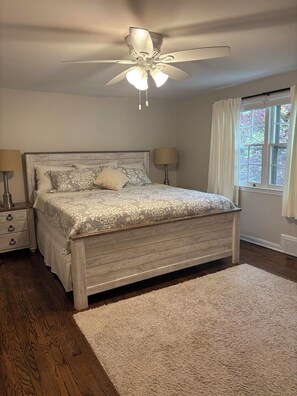 House, Multiple Beds, Kitchen, Garden View (COOKMAN STREET 10) | 5 bedrooms, individually decorated, individually furnished