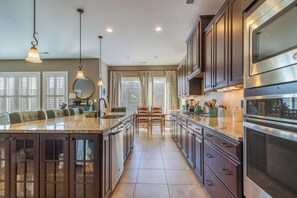 Huis, meerdere bedden, patio, uitzicht op stad | Privékeuken | Een koffiezetapparaat/waterkoker