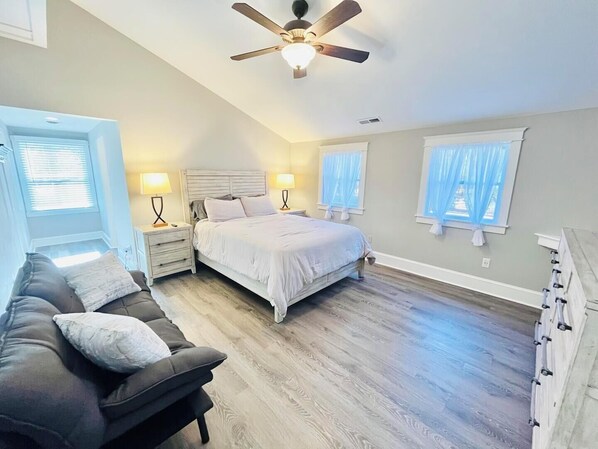 House, Multiple Beds, Patio, Garden View (CENTRAL AVENUE 33476) | View from room