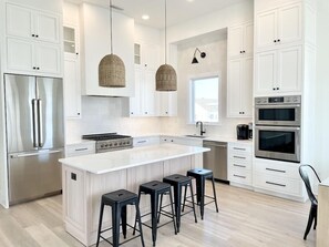 House, Multiple Beds, Pool Access, Ocean View | Private kitchen | Coffee/tea maker