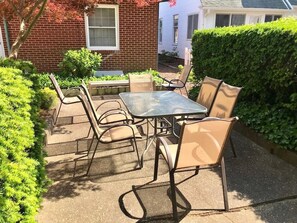 Outdoor dining - Rodney Street 11 (Rehoboth Beach)