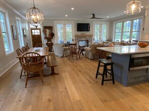 5 bedrooms, individually decorated, individually furnished - ST Lawrence Street 21 (Rehoboth Beach)