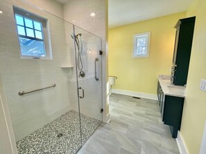 House, Multiple Beds, Patio, Garden View | Bathroom - ST Lawrence Street 21 (Rehoboth Beach)