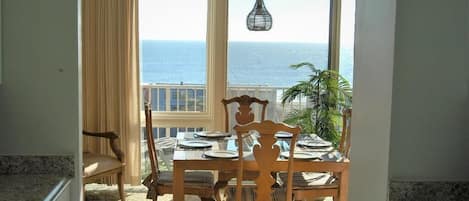 2 habitaciones, decoración personalizada y muebles diferentes